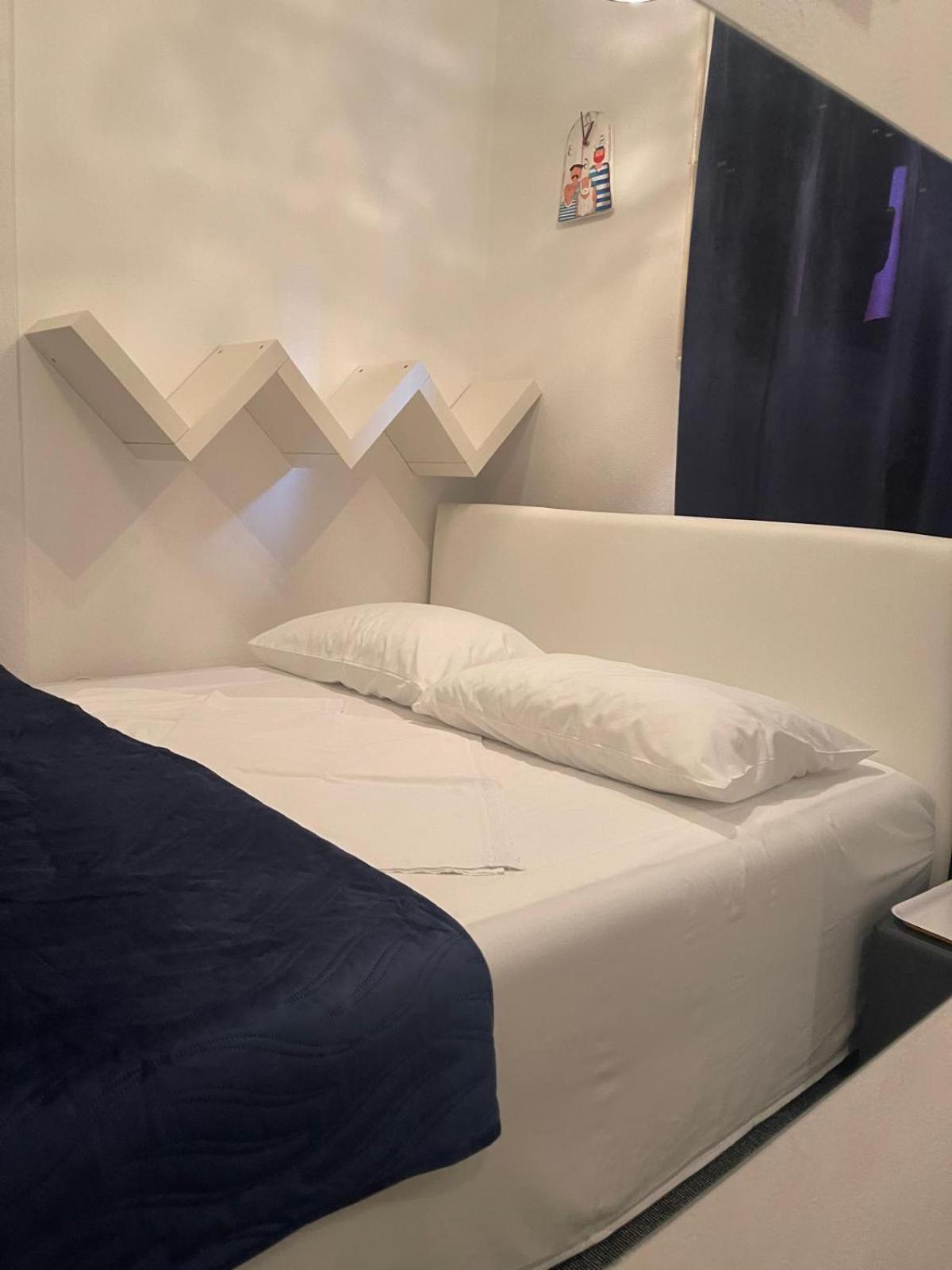Apartmani Sea View Локва-Рогозница Экстерьер фото