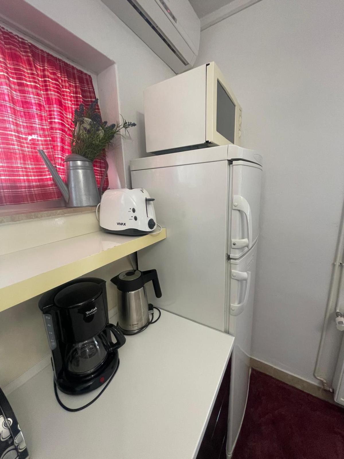 Apartmani Sea View Локва-Рогозница Экстерьер фото
